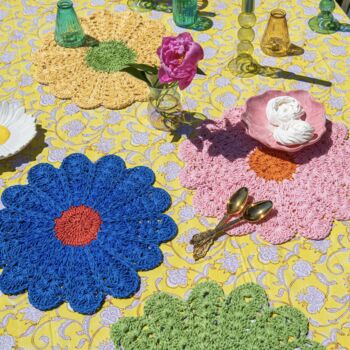 Crochet Daisy Placemat, 2 of 6