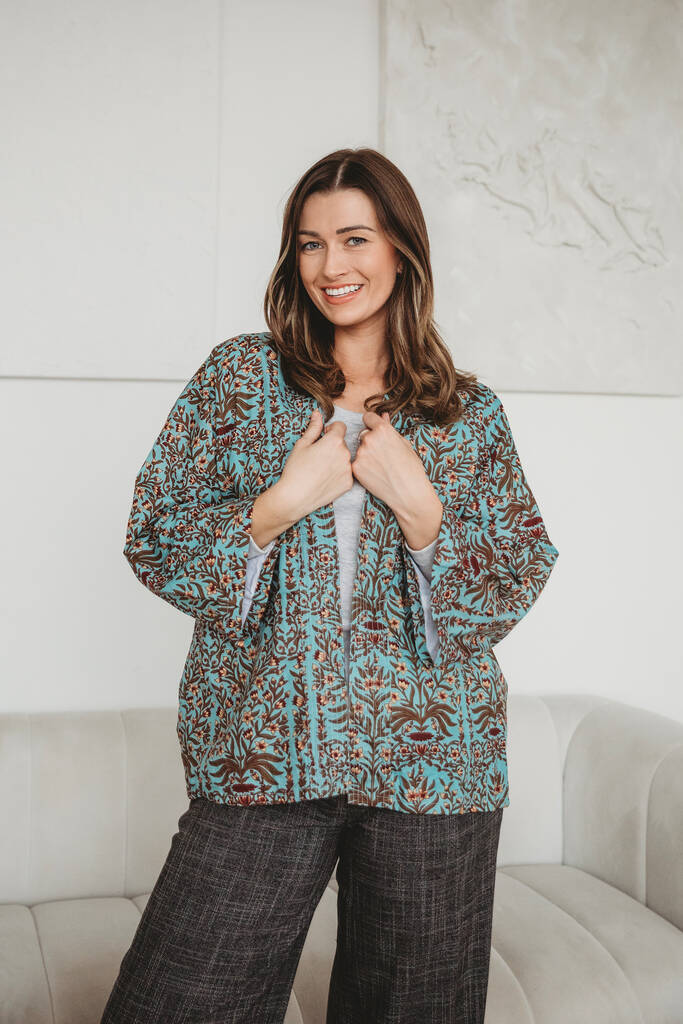 Serendipty Kimono Short Lt Blue Baroque, 1 of 2