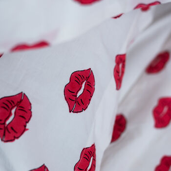 Red Lips Bedding Set, 2 of 2