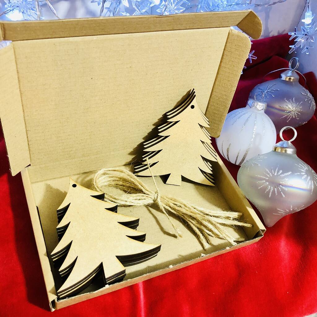 10 X Wooden Tree Christmas Tree Decorations Gift Tags