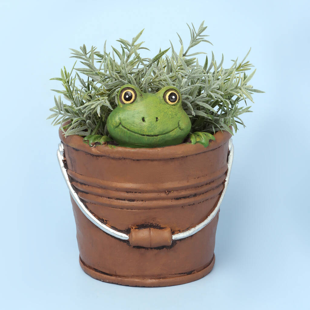 Fishing Frog With Basket Planter