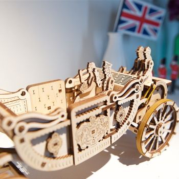 Royal Carriage By U Gears, 4 of 9