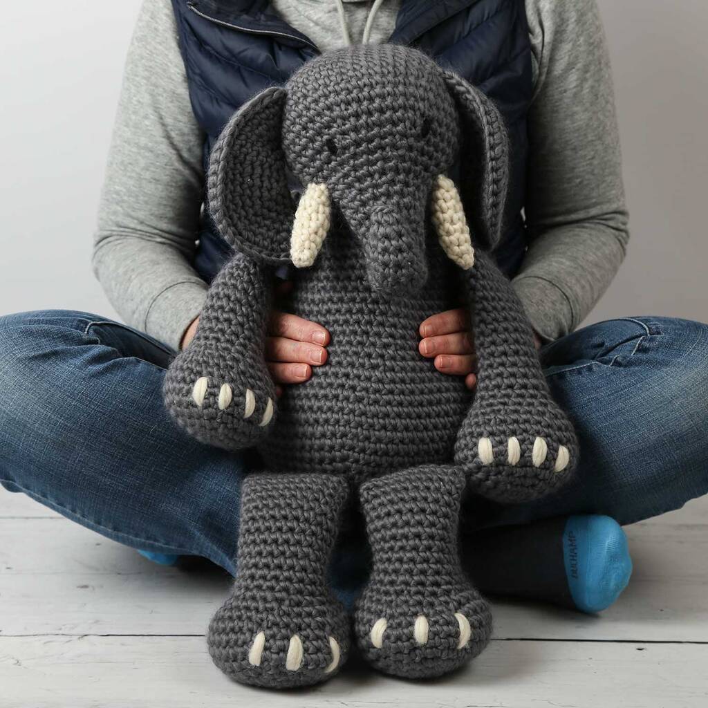 Elephant Crochet Kit Ruby, 1 of 6