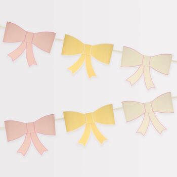 3D Paper Bow Party Garland, 3 of 4