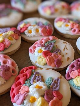 Personalised Wild Flower Biscuit Gift Box, 7 of 10