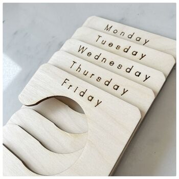 Days Of The Week Wardrobe Dividers, 4 of 5