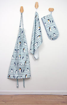 Penguin Waddle Oven Gloves, 6 of 6