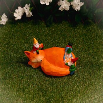 Solar Gnomes And Fox Garden Ornament Statue Figurine, 8 of 9