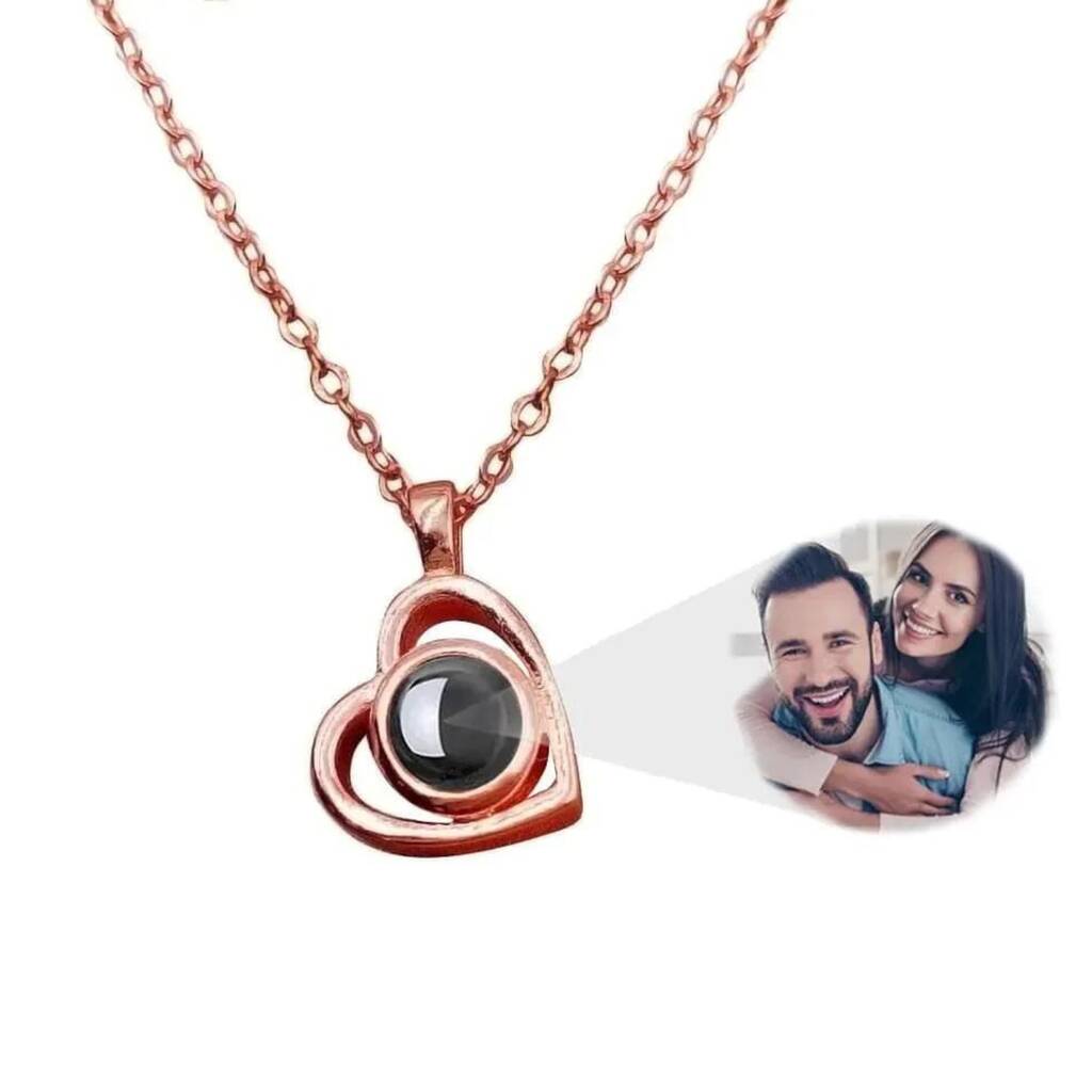 Heart Pendant Projection Necklace | SHEIN UK