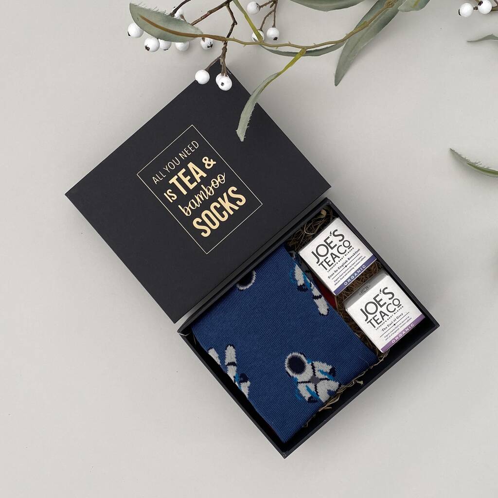 Image of Hamper Box Bamboo Socks And Tea For Him