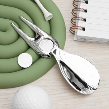 Personalised Golf Divot And Shoe Horn Multitool, 2 of 4
