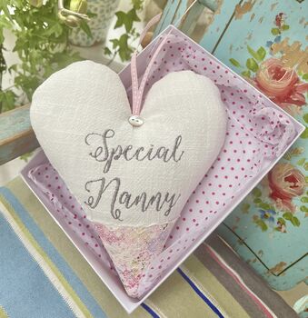 Special Nanny Heart, 3 of 9