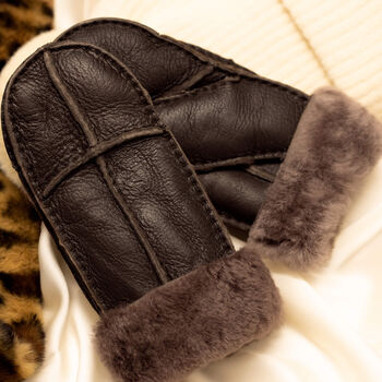 Sheepskin Stitch Detail Ladies Gloves, 7 of 12