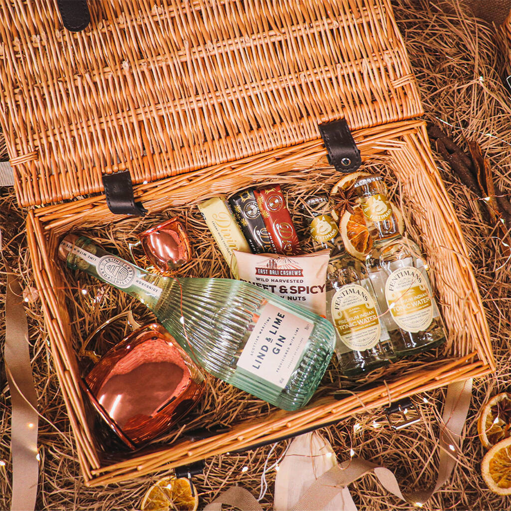 Personalised Lind And Lime Gin Premium Gift Hamper