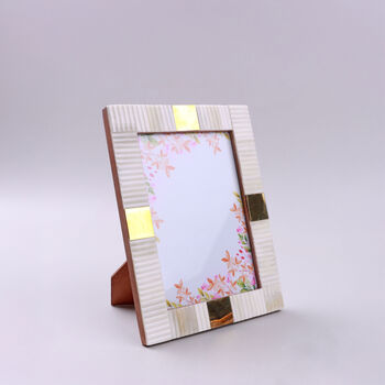 G Decor Julienne Handcrafted Horn Bone Photo Frame Ribbed Cream With Aged Brass, 3 of 4