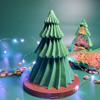 Pistachio Crisp Christmas Tree, 3 of 6