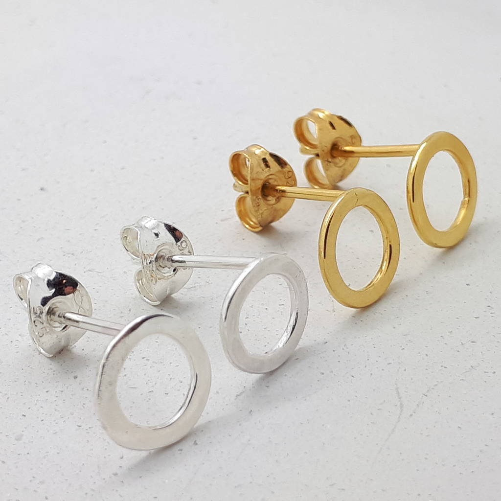 Circle studs Clearance