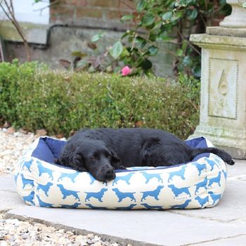 Spaniel Dog Bed, Small, 2 of 3