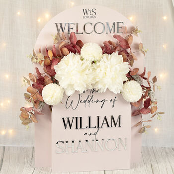 Manhattan Welcome To Our Wedding Flower Box Sign, 5 of 12