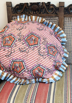 Frilly Dog Bed, 6 of 6