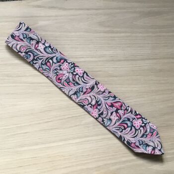 Liberty Tie/Pocket Square/Cuff Link In Shades Of Pink, 5 of 6