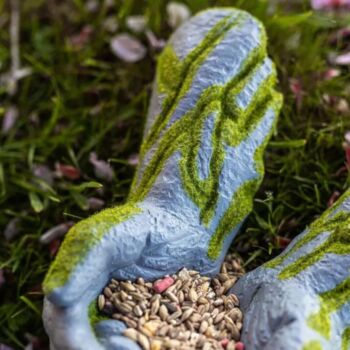 Garden Bird Feeder Hands Ornament Stone Grass Effect, 11 of 12