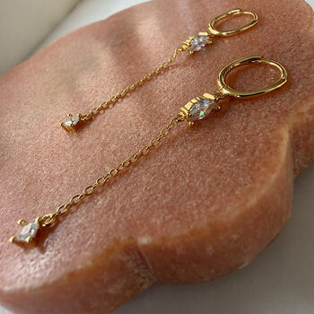 Starlit Chain Huggies, 3 of 7