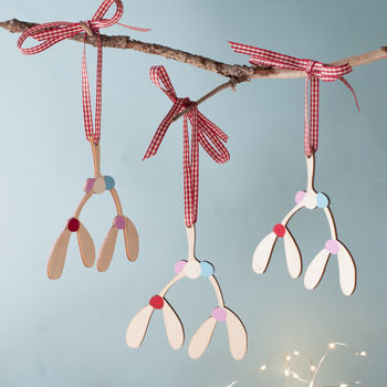 A Wooden Mistletoe Tree Decoration For Christmas, 4 of 12