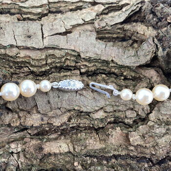 Vintage 24 Inch 7mm Faux Pearl Necklace / Silver Clasp, 4 of 5