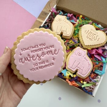 Bear Hugs Biscuit Gift Box, 2 of 4