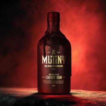 Mutiny Cherry Spiced Rum™ Under The Blood Moon | 70cl, 37.Five%, 3 of 3