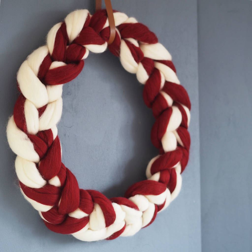 Knitted Christmas Wreath