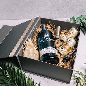 Personalised Whitley Neill Blackberry Gin Gift Set, 2 of 5
