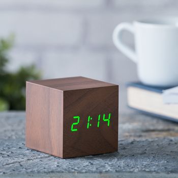 Cube Click Clock, 7 of 12