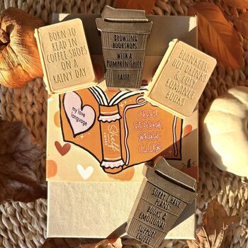 Cosy Season Book Club Autumn Wax Melt Gift Box, 3 of 4
