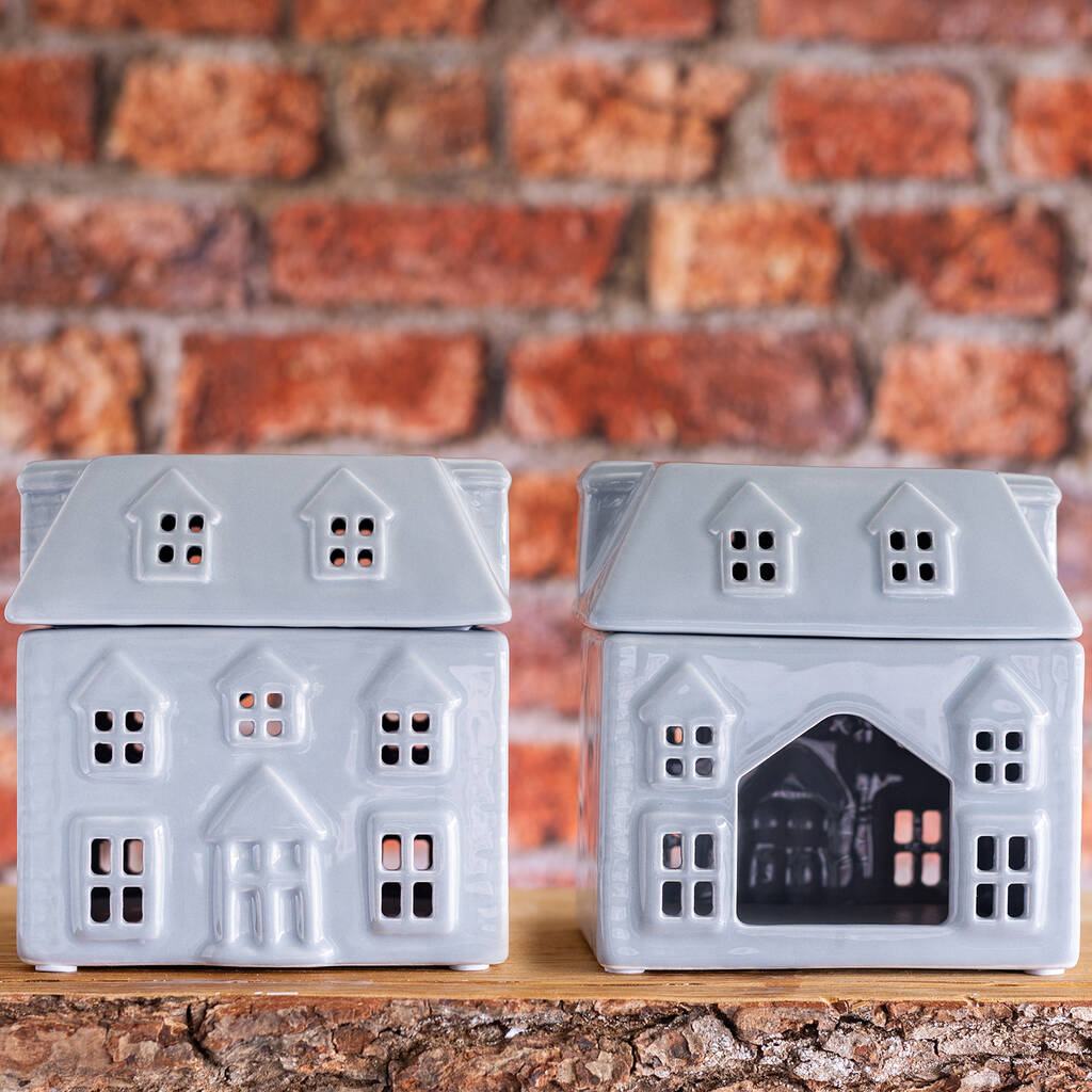 Grey House Wax Melt Burner And Melts By Chalk and Cheese Candles and Wax Melts