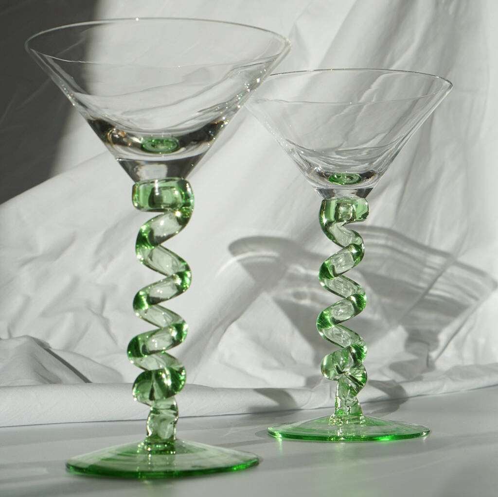 https://cdn.notonthehighstreet.com/fs/a8/db/9776-7e3c-4599-b5f0-f08ce04a7548/original_twisted-spiral-stem-cocktail-glasses.jpg