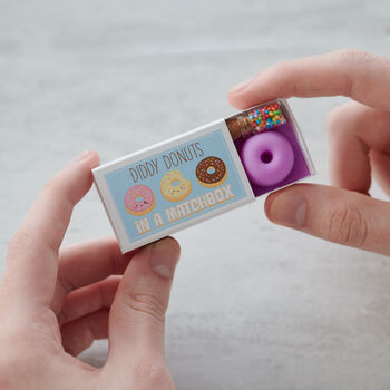 Make Your Own Diddy Donuts In A Matchbox, 3 of 7