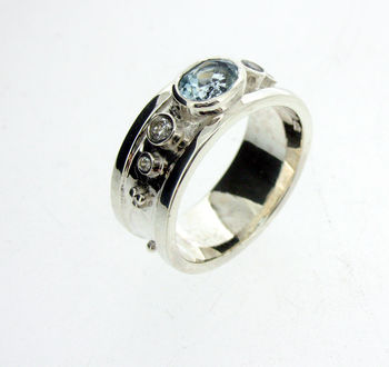 Silver Blue Topaz And Cubic Zirconia Drum Ring, 2 of 4