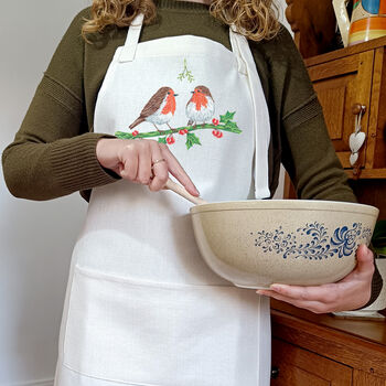 Personalised Robin Christmas Apron, 2 of 8