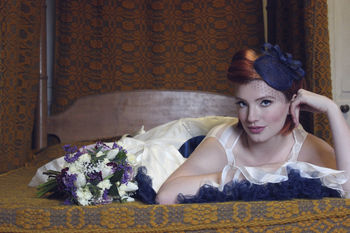Vintage Bow Bridal Headpiece 'Loretta', 4 of 12
