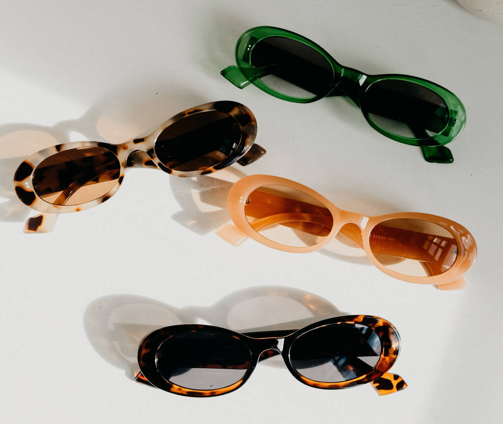 Lomi Oval Vintage Style Sunglasses, 1 of 5