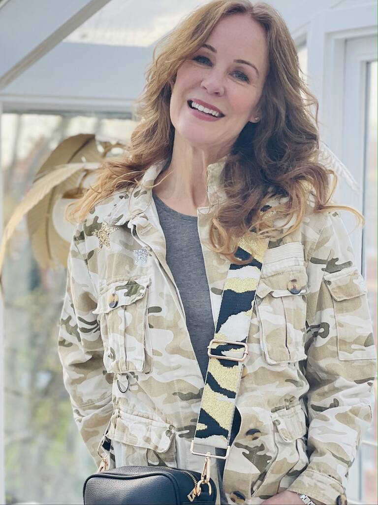 Lightweight camo jacket on sale womens