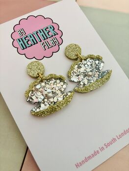 Pearl Clam Glitter Resin Earrings / Pearl And Glitter Resin Jewellery Iridescent Sea Gift / Beach Wedding Jewellery Nautical Sparkle Accessory / Under The Sea Statement, 3 of 5