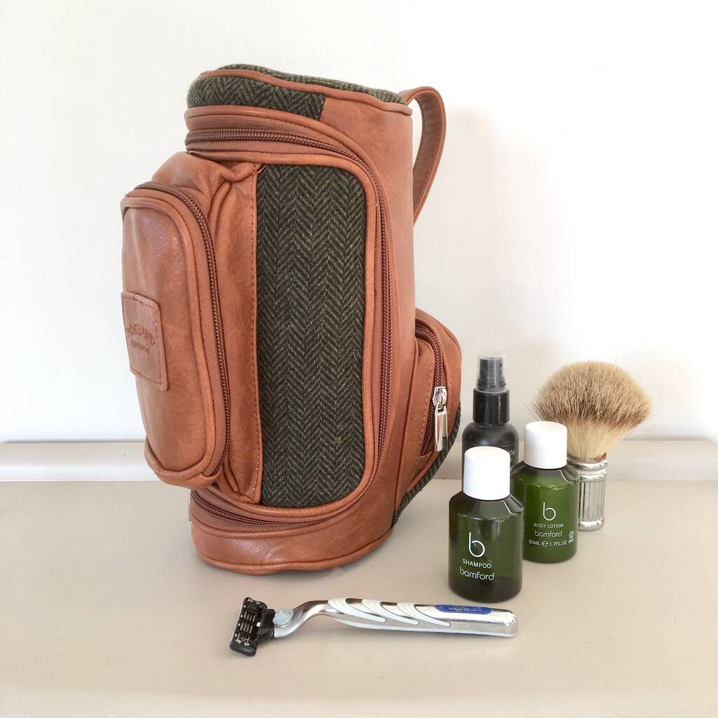 Leather Golf Wash Bag By Chapel Cards