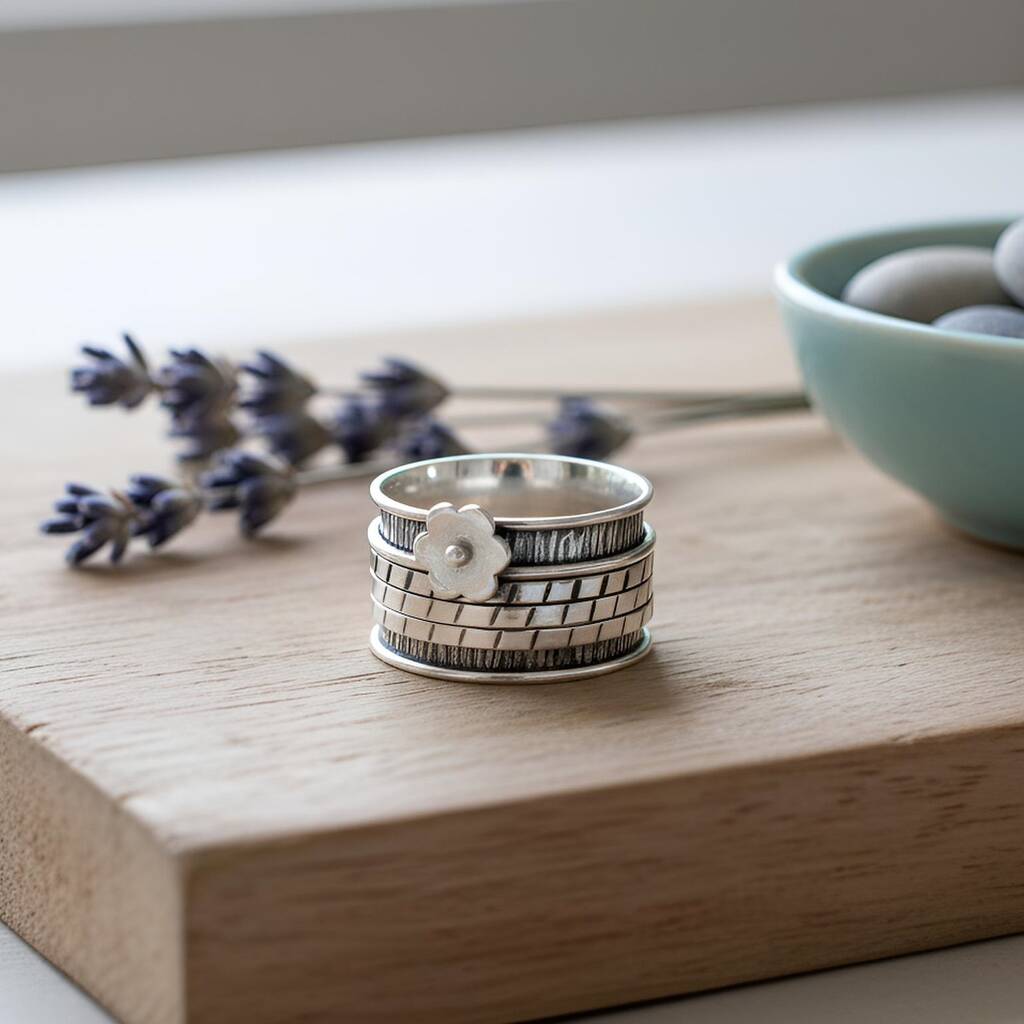 Handmade Sterling Silver Daisy Spinner Ring – Wide Hammered Band, 1 of 3