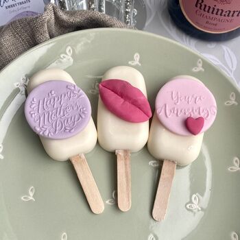 'Pucker Up' Mother's Day Trio Of Cakesicles, 9 of 12