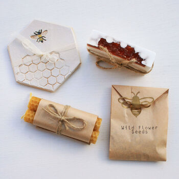 Bee Lovers Gift Set, 2 of 5