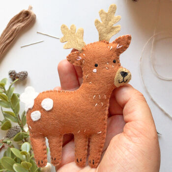 Sew Your Own Seamus The Stag Felt Sewing Kit, 7 of 11