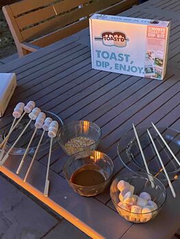 Medium Fire Pit S'mores Toast 'N' Dip Kit, 8 of 12